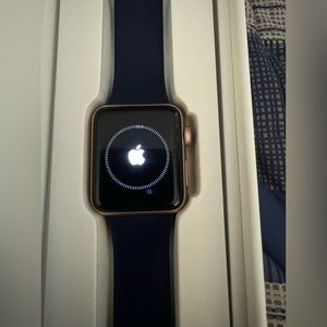 Gold Apple Watch Series 3 - Very Good Condition